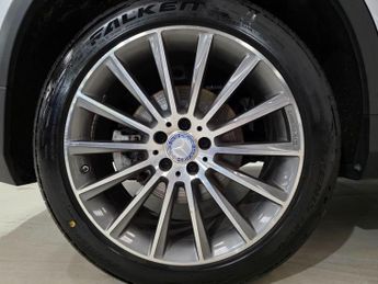 Mercedes-Benz GLC 2.1 GLC250d AMG Line (Premium Plus) G-Tronic 4MATIC Euro 6 (s/s)