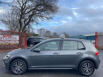 Volkswagen Golf 1.6 TDI SE Nav DSG Euro 6 (s/s) 5dr