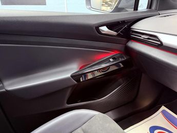 Volkswagen ID.4 Pro Performance 77kWh Life Auto 5dr
