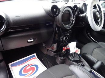 MINI Countryman 2.0 Cooper D Auto ALL4 Euro 5 5dr