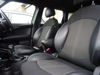 MINI Countryman 2.0 Cooper D Auto ALL4 Euro 5 5dr
