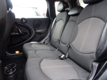 MINI Countryman 2.0 Cooper D Auto ALL4 Euro 5 5dr