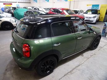 MINI Countryman 2.0 Cooper D Auto ALL4 Euro 5 5dr