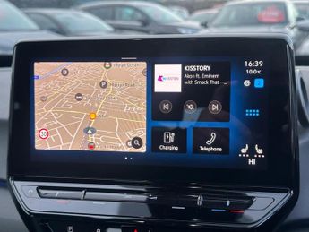 Volkswagen ID.3 Pro Performance 58kWh Life Auto 5dr