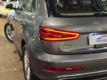 Audi Q3 2.0 TFSI S line SUV 5dr Petrol S Tronic quattro Euro 5 (s/s) (17