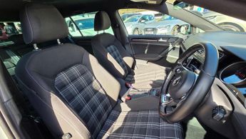 Volkswagen Golf 2.0 TDI BlueMotion Tech GTD DSG Euro 6 (s/s) 5dr