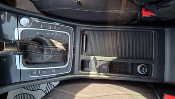 Volkswagen Golf 2.0 TDI BlueMotion Tech GTD DSG Euro 6 (s/s) 5dr