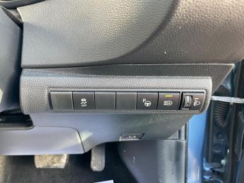 Toyota Corolla 1.8 VVT-h Excel CVT Euro 6 (s/s) 5dr