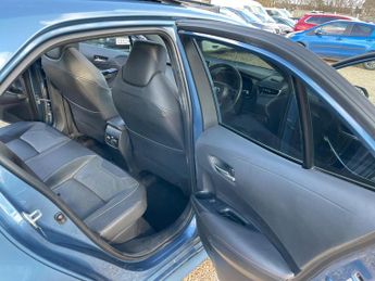 Toyota Corolla 1.8 VVT-h Excel CVT Euro 6 (s/s) 5dr