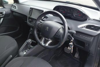 Peugeot 208 1.2 PureTech Allure EAT Euro 6 (s/s) 5dr