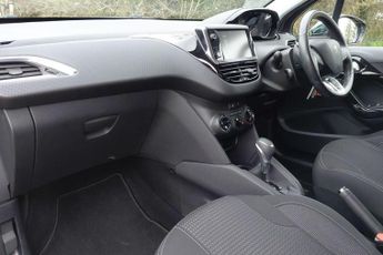 Peugeot 208 1.2 PureTech Allure EAT Euro 6 (s/s) 5dr