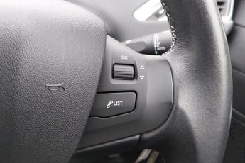 Peugeot 208 1.2 PureTech Allure EAT Euro 6 (s/s) 5dr