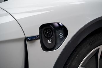 Porsche Taycan Performance Plus 93.4kWh 4S Cross Turismo Auto 4WD 5dr