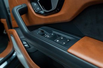 Lamborghini Urus 4.0 V8 BiTurbo Auto 4WD Euro 6 5dr