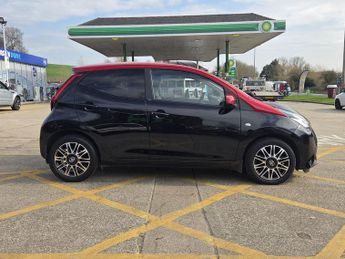 Toyota AYGO 1.0 VVT-i x-clusiv x-shift Euro 6 5dr