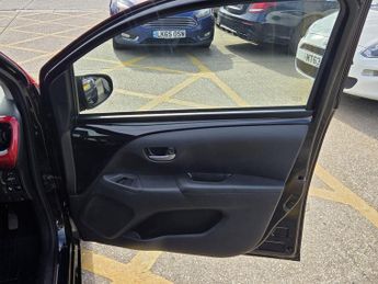 Toyota AYGO 1.0 VVT-i x-clusiv x-shift Euro 6 5dr