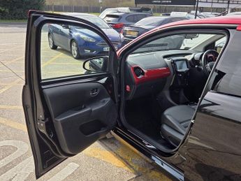 Toyota AYGO 1.0 VVT-i x-clusiv x-shift Euro 6 5dr