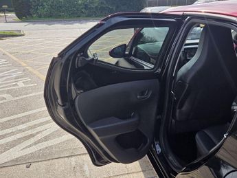 Toyota AYGO 1.0 VVT-i x-clusiv x-shift Euro 6 5dr