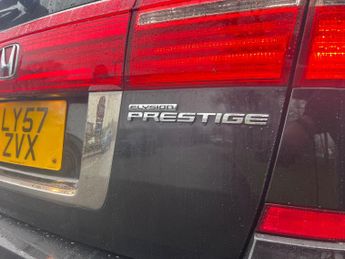 Honda Elysion Prestige 2.4i V-Tec S Package 7S Auto 5D