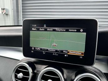 Mercedes-Benz GLC 2.1 GLC 220 D 4Matic AMG Line Premium+ Auto 4WD 5dr