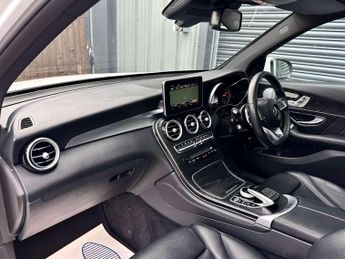 Mercedes-Benz GLC 2.1 GLC 220 D 4Matic AMG Line Premium+ Auto 4WD 5dr