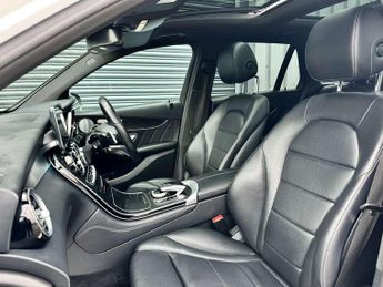 Mercedes-Benz GLC 2.1 GLC 220 D 4Matic AMG Line Premium+ Auto 4WD 5dr