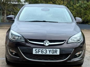 Vauxhall Astra 2.0 CDTi ecoFLEX Elite Euro 5 (s/s) 5dr