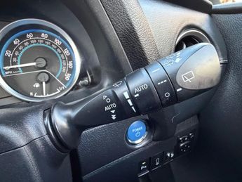 Toyota Auris 1.8 VVT-h Excel Touring Sports 5dr Petrol Hybrid CVT Euro 5 (s/s