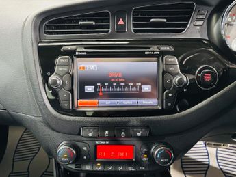 Kia Ceed 1.6 GDi 4 Tech DCT Euro 5 5dr