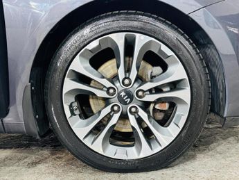 Kia Ceed 1.6 GDi 4 Tech DCT Euro 5 5dr