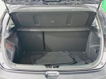 Kia Ceed 1.6 GDi 4 Tech DCT Euro 5 5dr