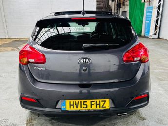 Kia Ceed 1.6 GDi 4 Tech DCT Euro 5 5dr