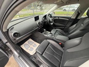 Audi A3 1.4 TFSI e-tron Sportback e-S Tronic Euro 6 5dr 8.8kWh