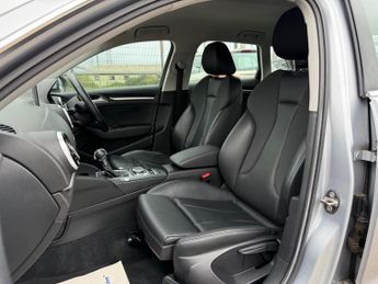 Audi A3 1.4 TFSI e-tron Sportback e-S Tronic Euro 6 5dr 8.8kWh