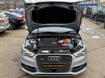 Audi A3 1.4 TFSI e-tron Sportback e-S Tronic Euro 6 5dr 8.8kWh