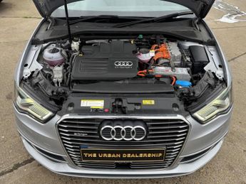 Audi A3 1.4 TFSI e-tron Sportback e-S Tronic Euro 6 5dr 8.8kWh