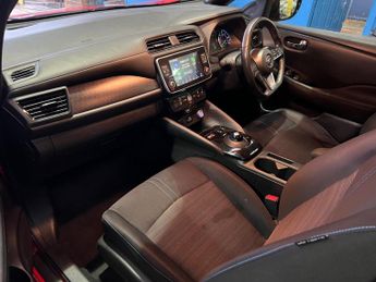 Nissan Leaf 40kWh Acenta Auto 5dr