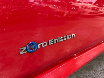 Nissan Leaf 40kWh Acenta Auto 5dr