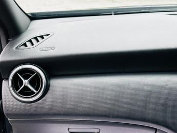 Mercedes-Benz A Class 1.5 A180 CDI SE Hatchback 5dr Diesel 7G-DCT Euro 5 (s/s) (109 ps