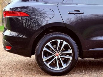 Jaguar F-PACE 2.0 P250i R-Sport Auto AWD Euro 6 (s/s) 5dr