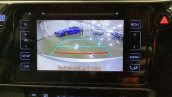 Toyota Auris 1.8 VVT-h Excel Hatchback 5dr Petrol Hybrid CVT Euro 6 (s/s) (13