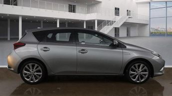 Toyota Auris 1.8 VVT-h Excel Hatchback 5dr Petrol Hybrid CVT Euro 6 (s/s) (13