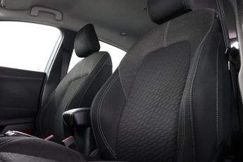 Ford Puma 1.0T EcoBoost MHEV Titanium DCT Euro 6 (s/s) 5dr