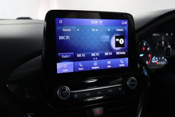 Ford Puma 1.0T EcoBoost MHEV Titanium DCT Euro 6 (s/s) 5dr