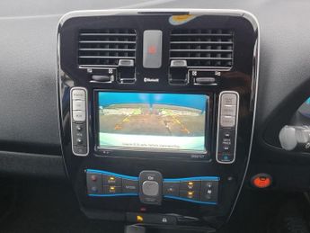 Nissan Leaf 30kWh Acenta Hatchback 5dr Electric Auto (109 bhp)