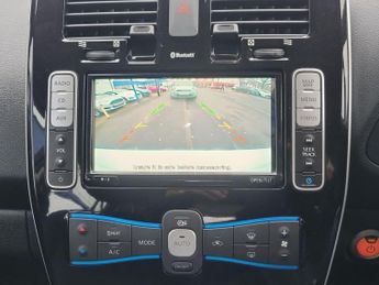 Nissan Leaf 30kWh Acenta Hatchback 5dr Electric Auto (109 bhp)