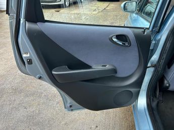 Honda Jazz 1.4 i-DSI SE CVT-7 5dr