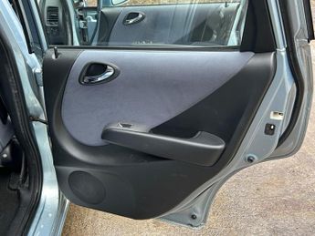 Honda Jazz 1.4 i-DSI SE CVT-7 5dr