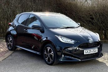 Toyota Yaris 1.5 VVT-h Design E-CVT Euro 6 (s/s) 5dr