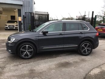 Volkswagen Tiguan 2.0 TDI SE Navigation DSG Euro 6 (s/s) 5dr
